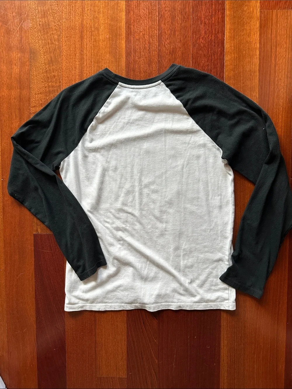 Cat & Jack Black & White Raglan Tee with SMILE Graphic Sz L 12/14